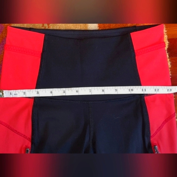 Lululemon Run Ice Queen Black/Red Pant size 6 - Picture 6 of 6